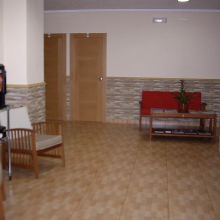 Hostal Abastos Валенсия Экстерьер фото