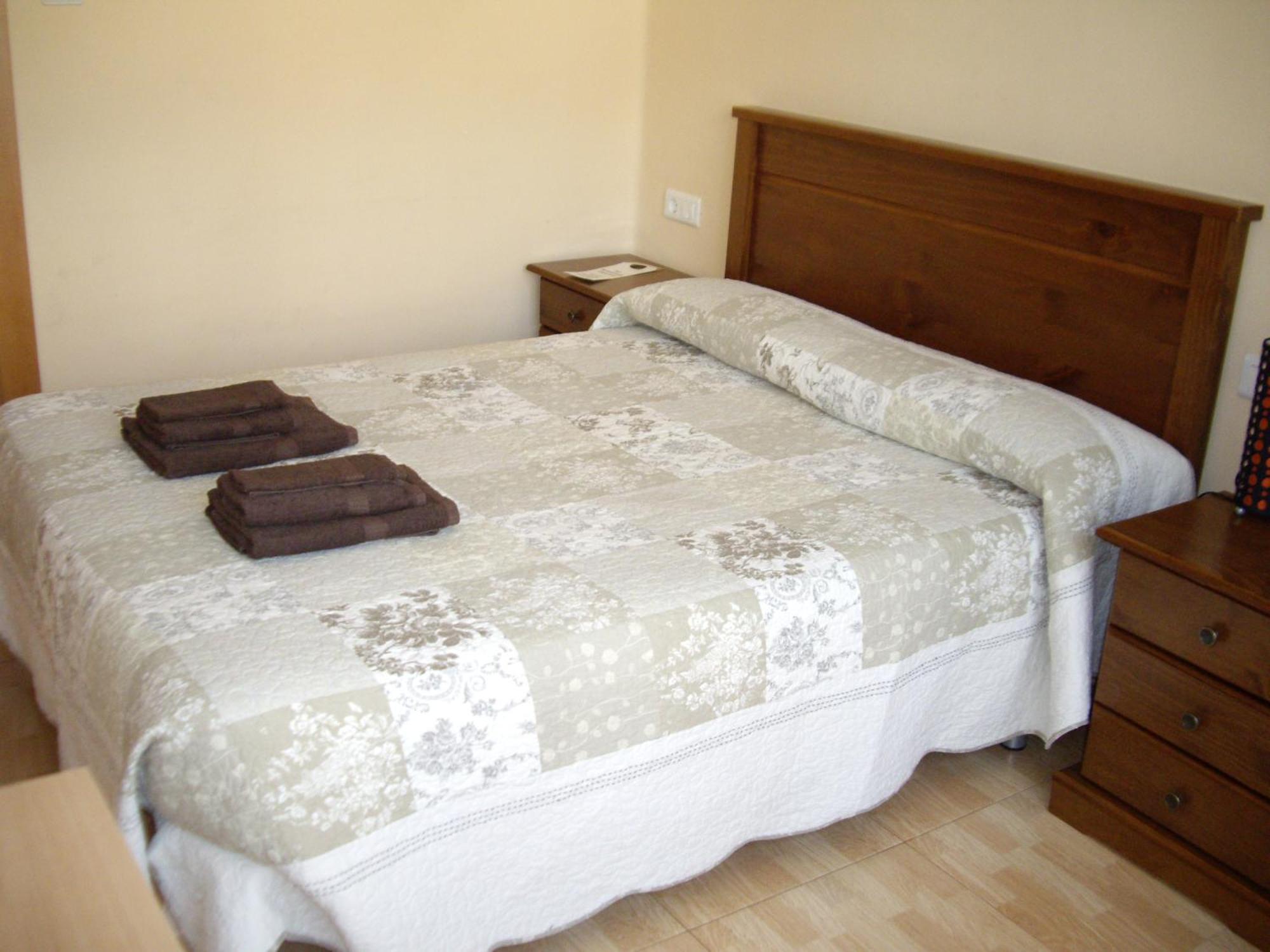 Hostal Abastos Валенсия Экстерьер фото