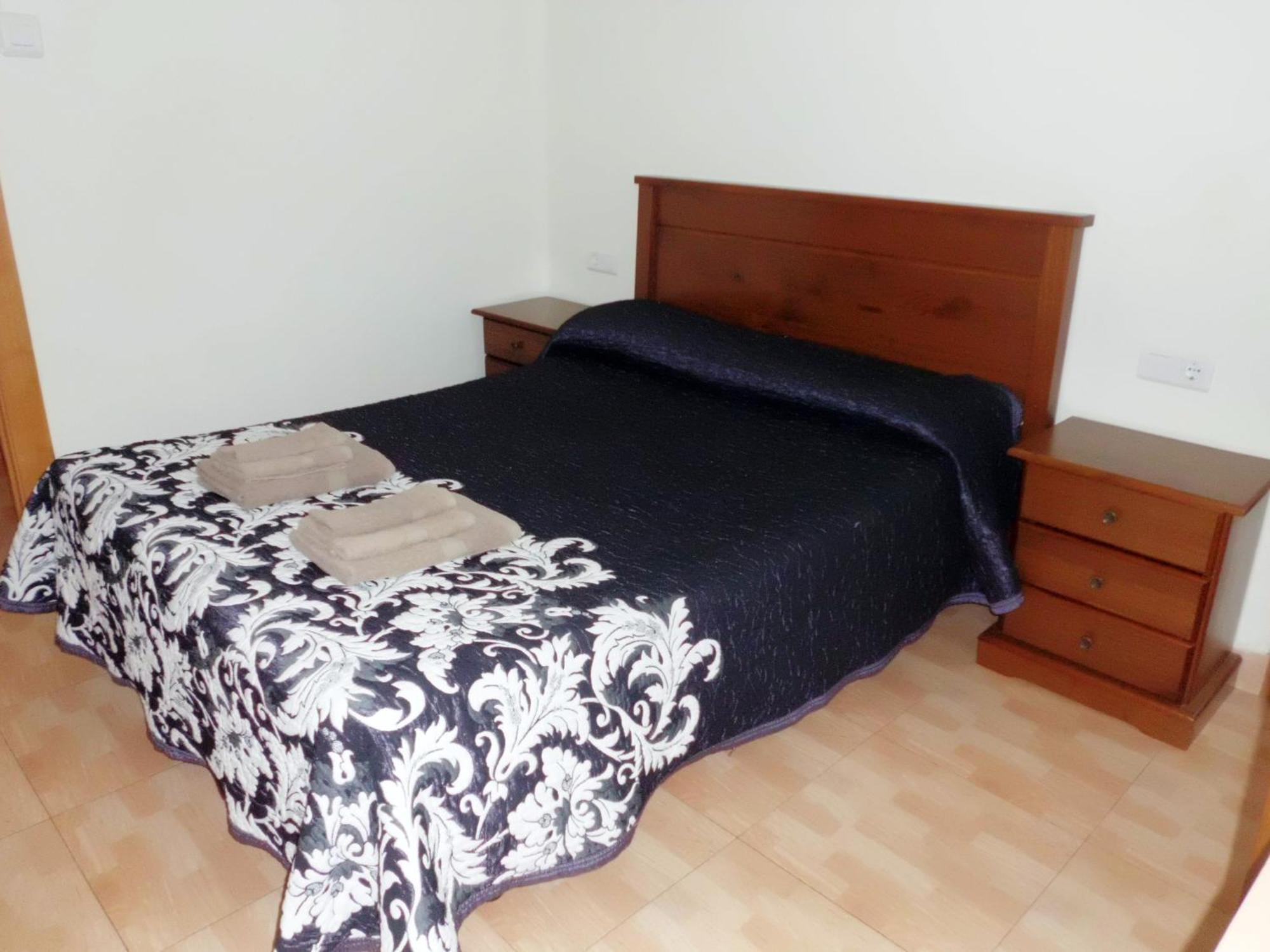 Hostal Abastos Валенсия Экстерьер фото