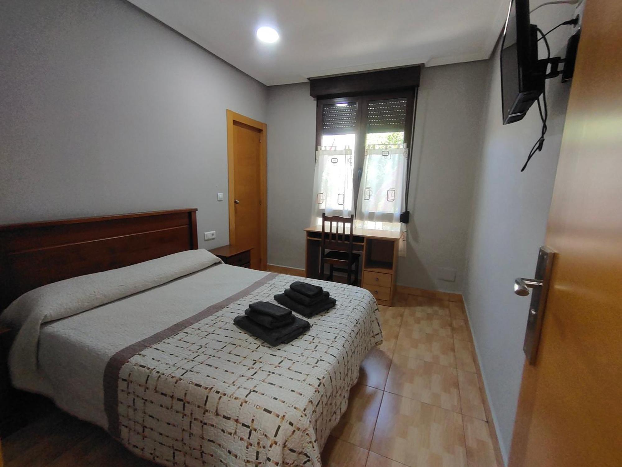 Hostal Abastos Валенсия Экстерьер фото