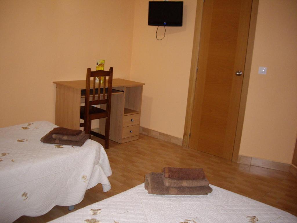 Hostal Abastos Валенсия Экстерьер фото